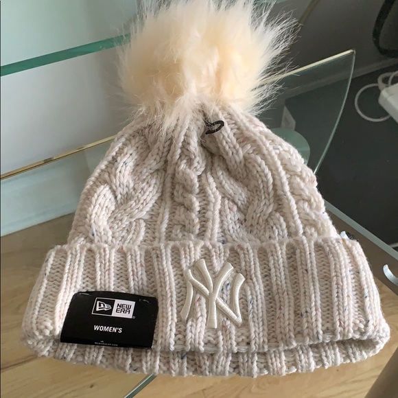 New Era Accessories Nwt Yankees Winter Hat With Rainbow Specks